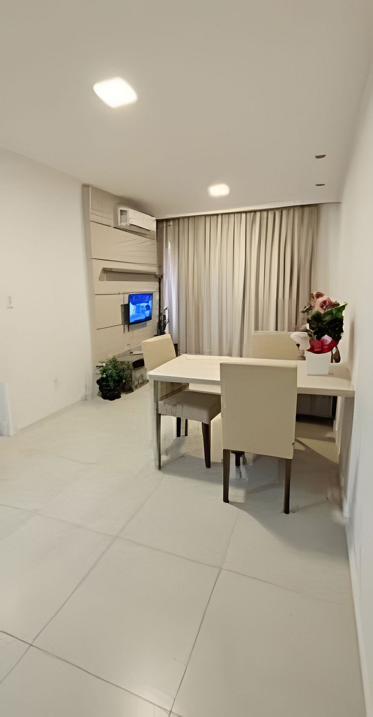Apto 1 quarto com piscina a 40 mt de la playa