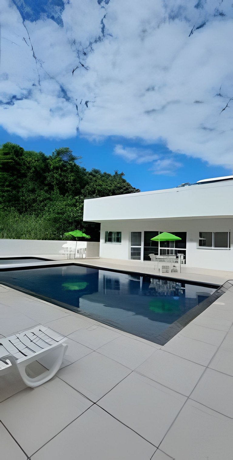 Apto 1 quarto com piscina a 40 mt de la playa