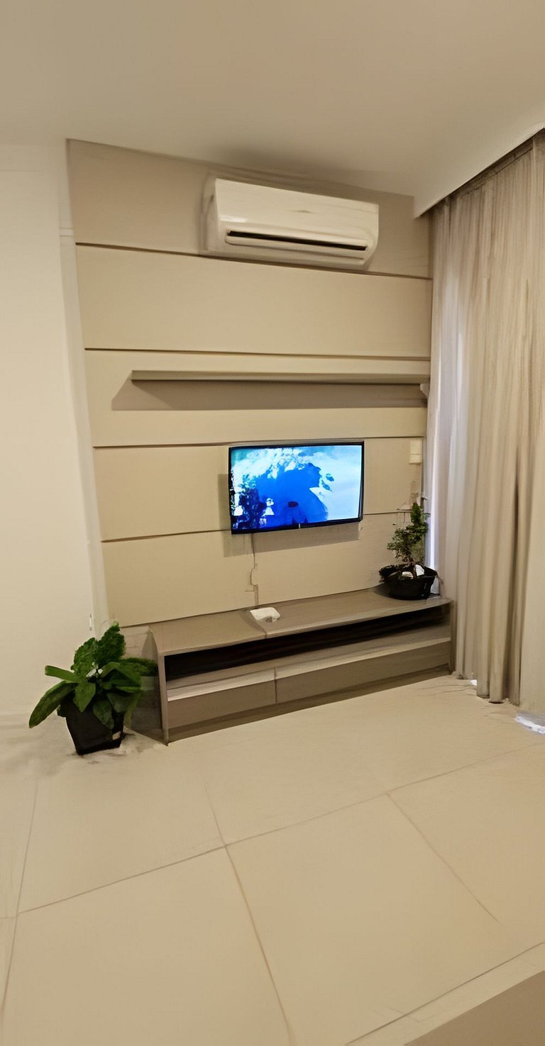 Apto 1 quarto com piscina a 40 mt de la playa